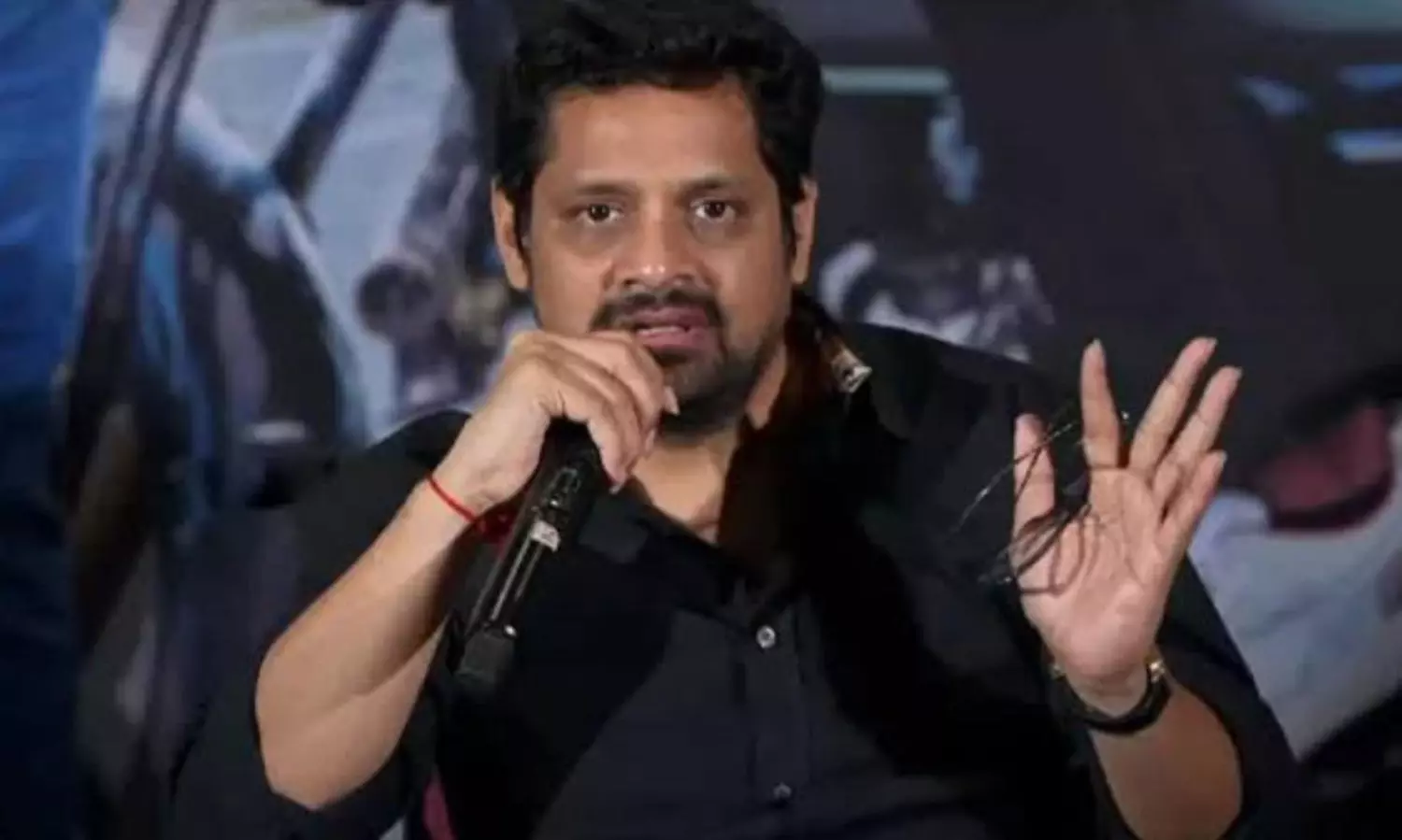 వీరమల్లు ఆపితే ఎక్కువ ఇంపాక్ట్.. స్క్రీన్స్ షాట్స్ అటు వెళ్లాయి: బన్నీ వాస్ వీరమల్లు ఆపితే ఎక్కువ ఇంపాక్ట్.. స్క్రీన్స్ షాట్స్ అటు వెళ్లాయి: బన్నీ వాస్