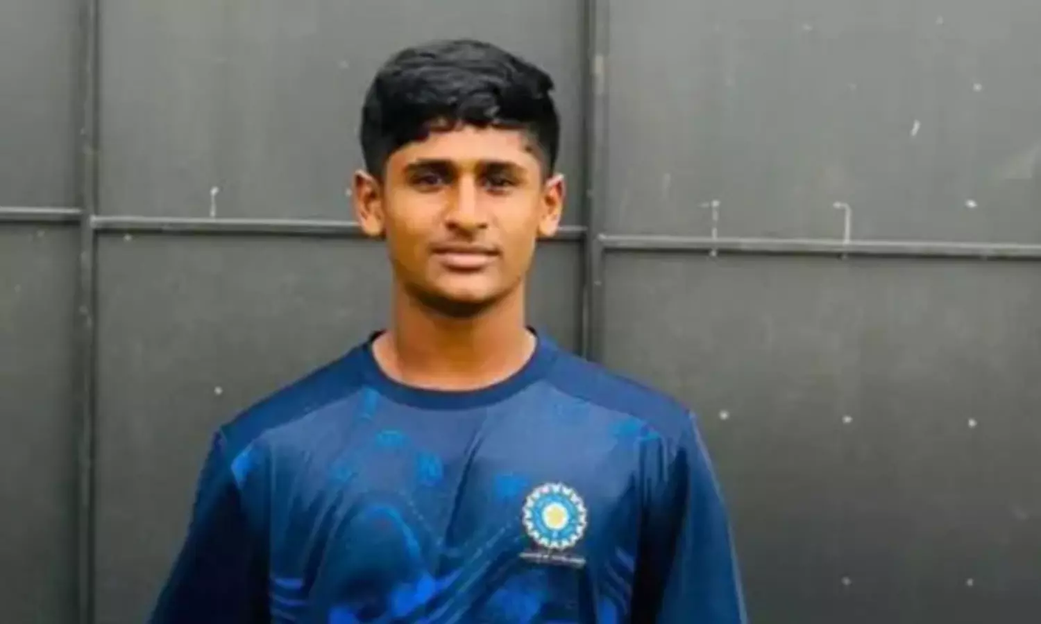 గంటకు 150 కి.మీ... టీమ్ఇండియా వైపు దూసుకొస్తున్న 17 ఏళ్ల కుర్రాడు గంటకు 150 కి.మీ... టీమ్ఇండియా వైపు దూసుకొస్తున్న 17 ఏళ్ల కుర్రాడు