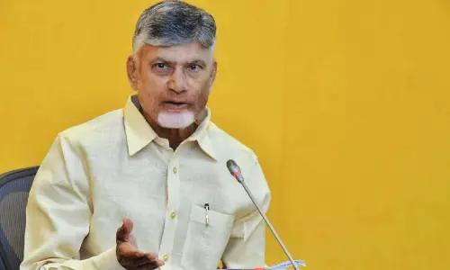గోదావరి సాక్షిగా బాబు మరో రికార్డు!