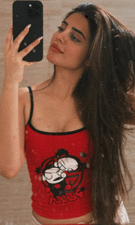Kushitha Kallapu�s Selfie Post in Red Top Grabs Attention