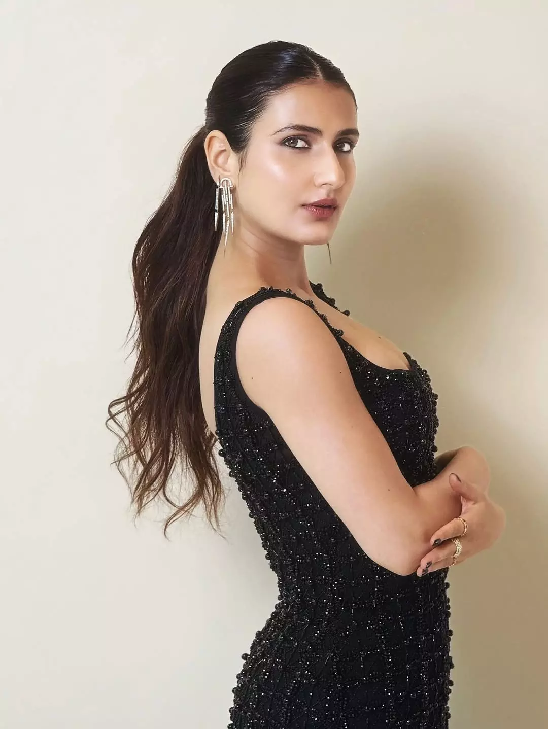 Fatima Sana Shaikh Captures a Quiet Moment in Style Fatima Sana Shaikh Captures a Quiet Moment in Style