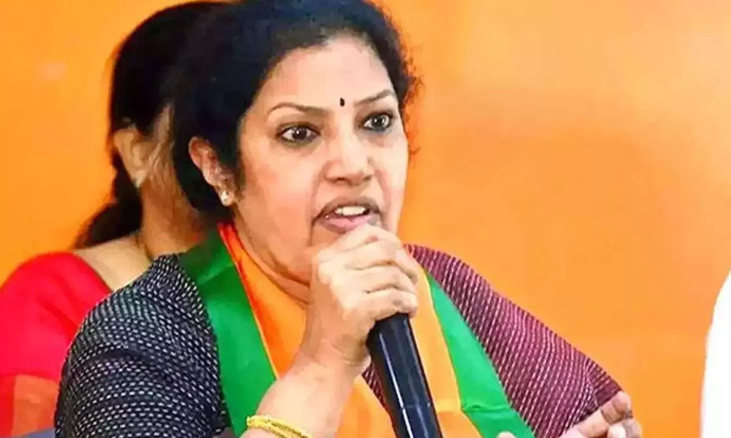 చిన్నమ్మా... దయ చూడమ్మా ! చిన్నమ్మా... దయ చూడమ్మా !