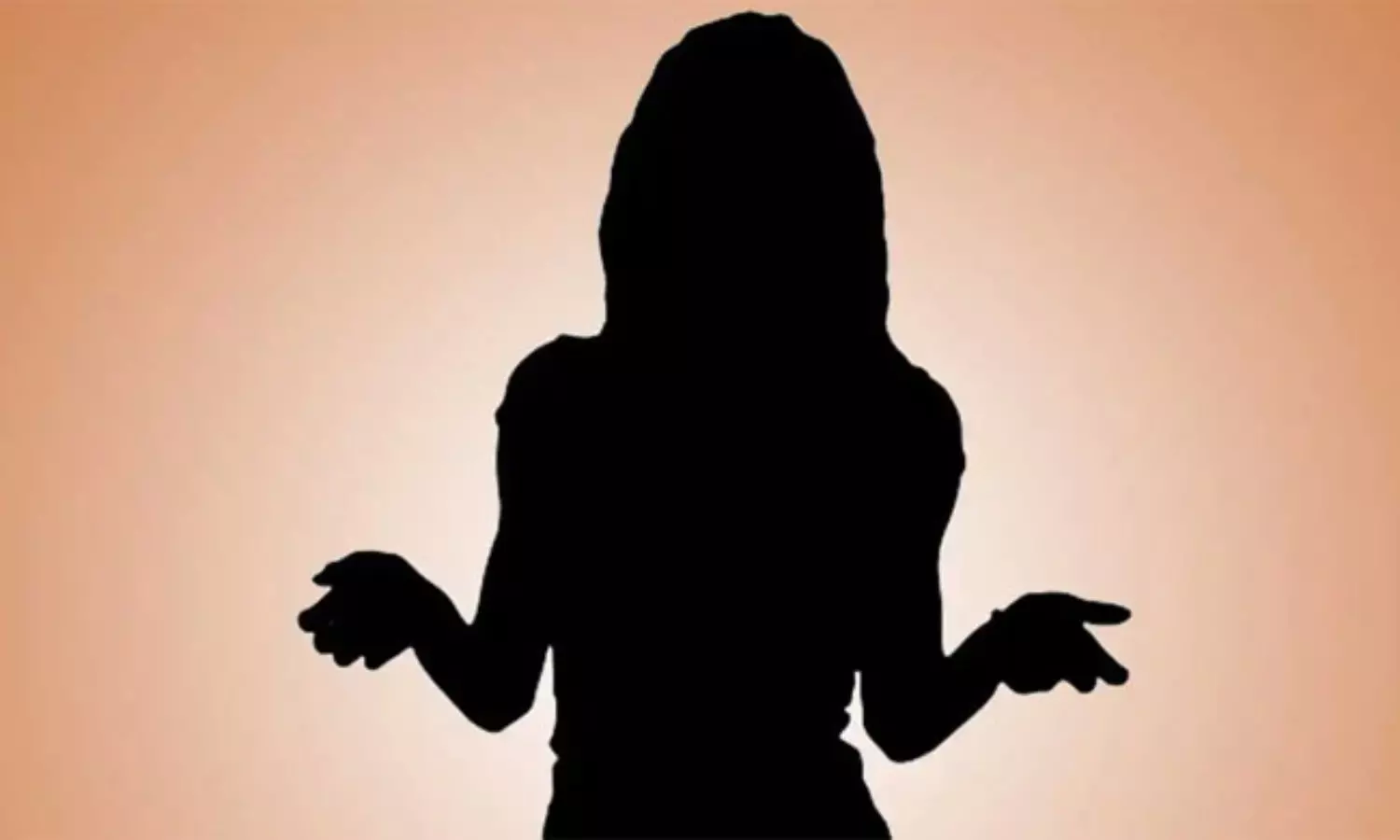 టాప్ హీరోయిన్స్ పెళ్లి తర్వాత ఇంటి పేరు మార్పు! టాప్ హీరోయిన్స్ పెళ్లి తర్వాత ఇంటి పేరు మార్పు!