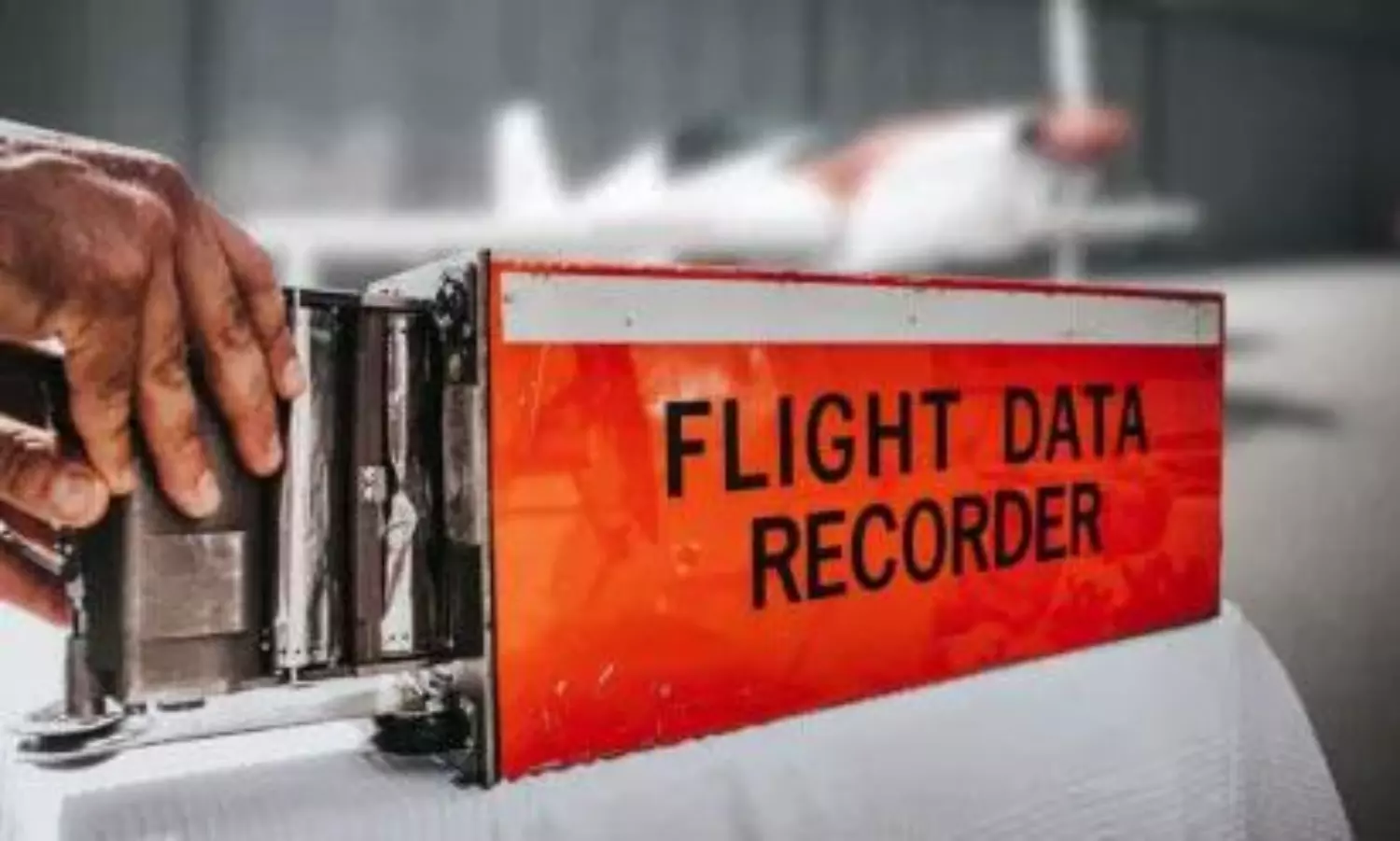 బ్లాక్ బాక్స్ దొరకలేదు కానీ... ఏమిటీ ఎఫ్ఏడీఈసీ?