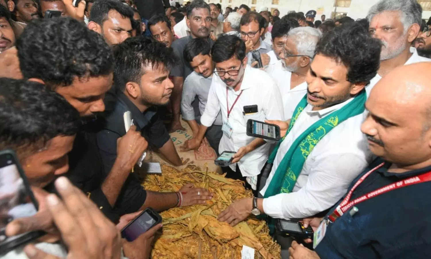 జగన్ బల ప్రదర్శన చేశారా ?