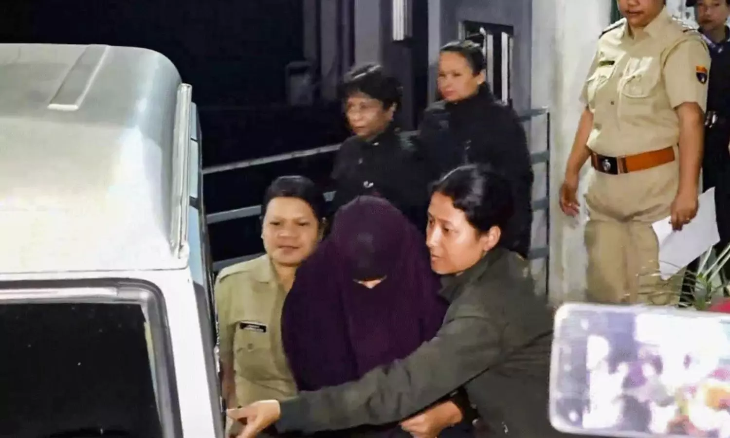 మేఘాలయ బ్రాండ్ కు ముప్పుగా ఆమె దుర్మార్గం