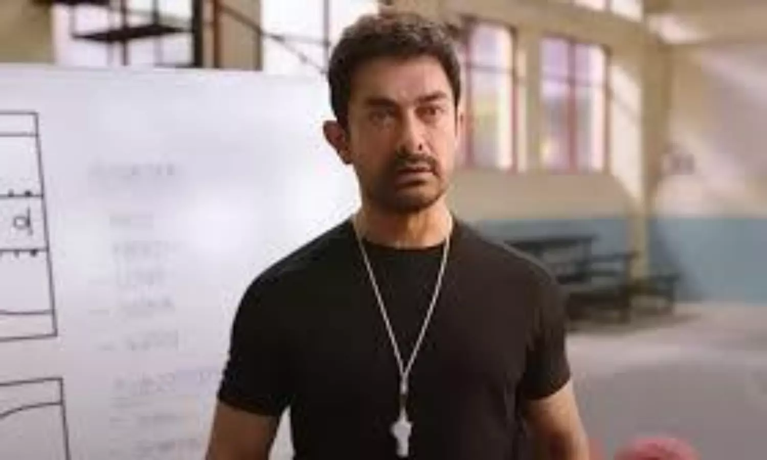 సితారే జమీన్ పర్.. అమీర్ ఖాన్ ప్లాన్ మారిందా?