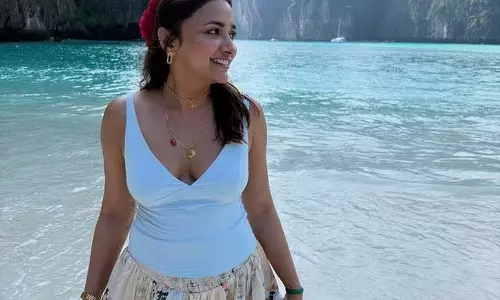 Jiya Shankar Soaks in the Beauty of Maya Bay