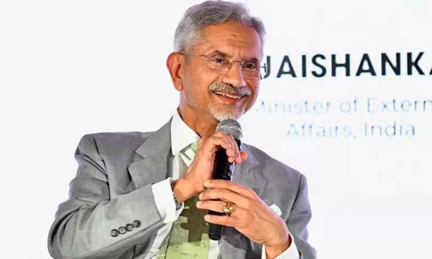 ఇజ్రాయెల్  దాడులపై భారత్ రియాక్షన్  ఇదే... చైనా బ్యాచ్ కు షాక్!?