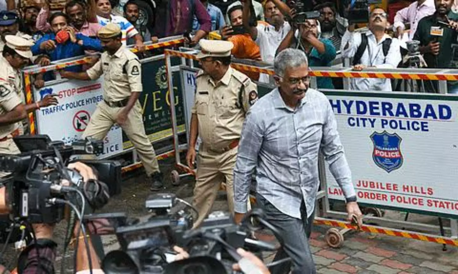 ఎస్ వోటీ ఏర్పాటు రాజకీయ నిఘా కోసమే.. ప్రభాకర్ రావు సంచలనం!