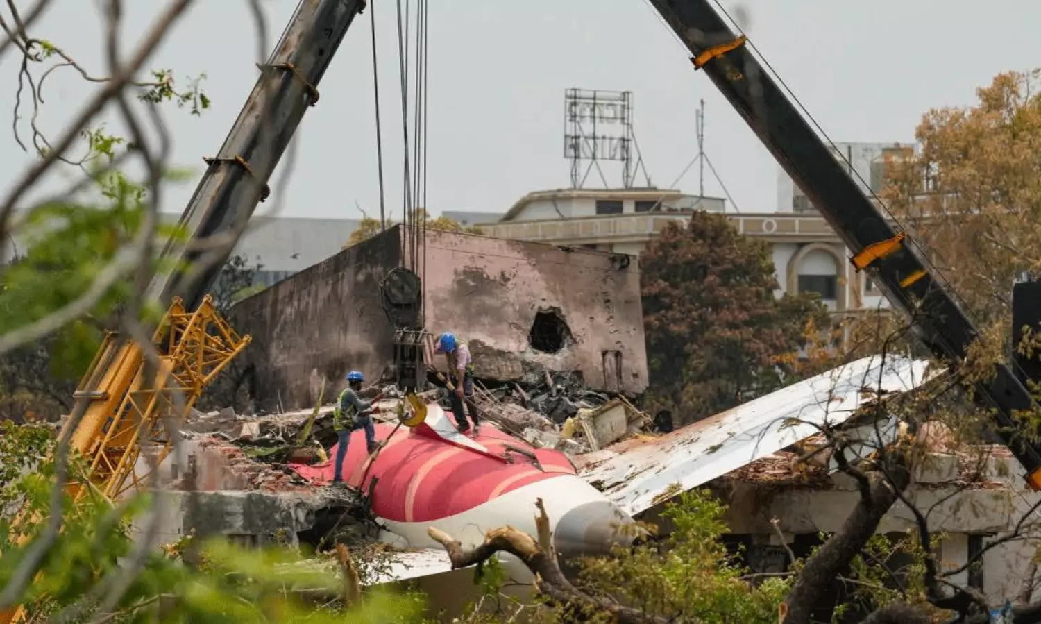 మృతుల కుటుంబాలకు ఎక్స్  గ్రేషియాపై ఎయిరిండియా కీలక ప్రకటన!