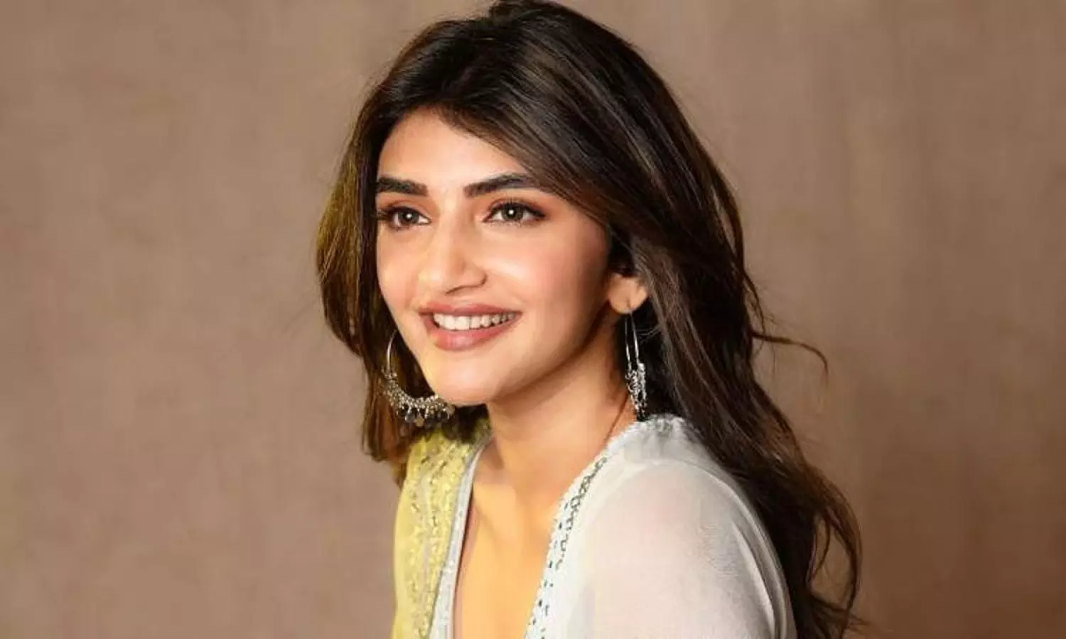 టాలీవుడ్ కి దూరమవనున్న శ్రీలీల..?