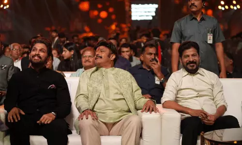 స్పెషల్ పిక్.. పక్కపక్కనే రేవంత్, బన్నీ, బాలయ్య!