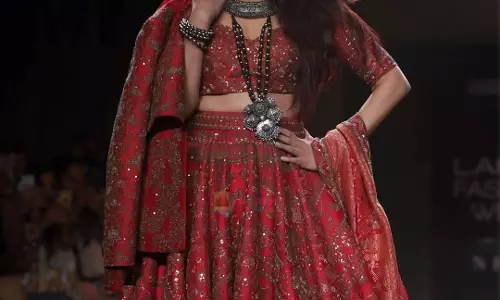 Genelia D’Souza Turns Heads with Her Traditional Ramp Appearance