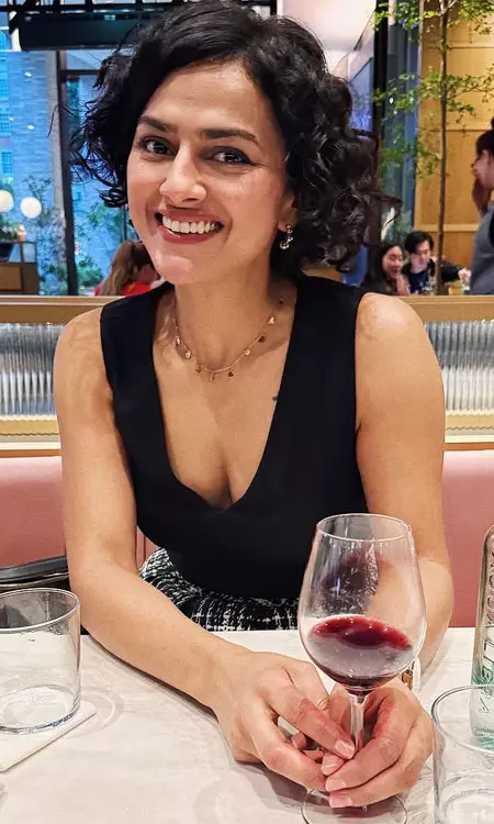 Shraddha Srinath Enjoys a Fun Dining Moment