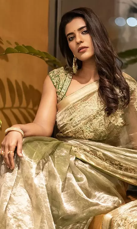 Aishwarya Rajesh Gives Style Goals in Her Latest Traditional Avatar