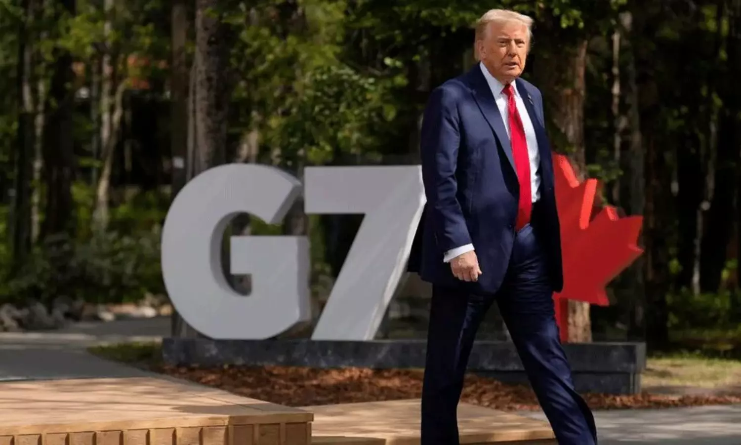 పౌరులకు హెచ్చరిక, అధికారులకు ఆదేశాలు.. ఇరాన్  లో ట్రంప్  టెన్షన్  స్టార్ట్!