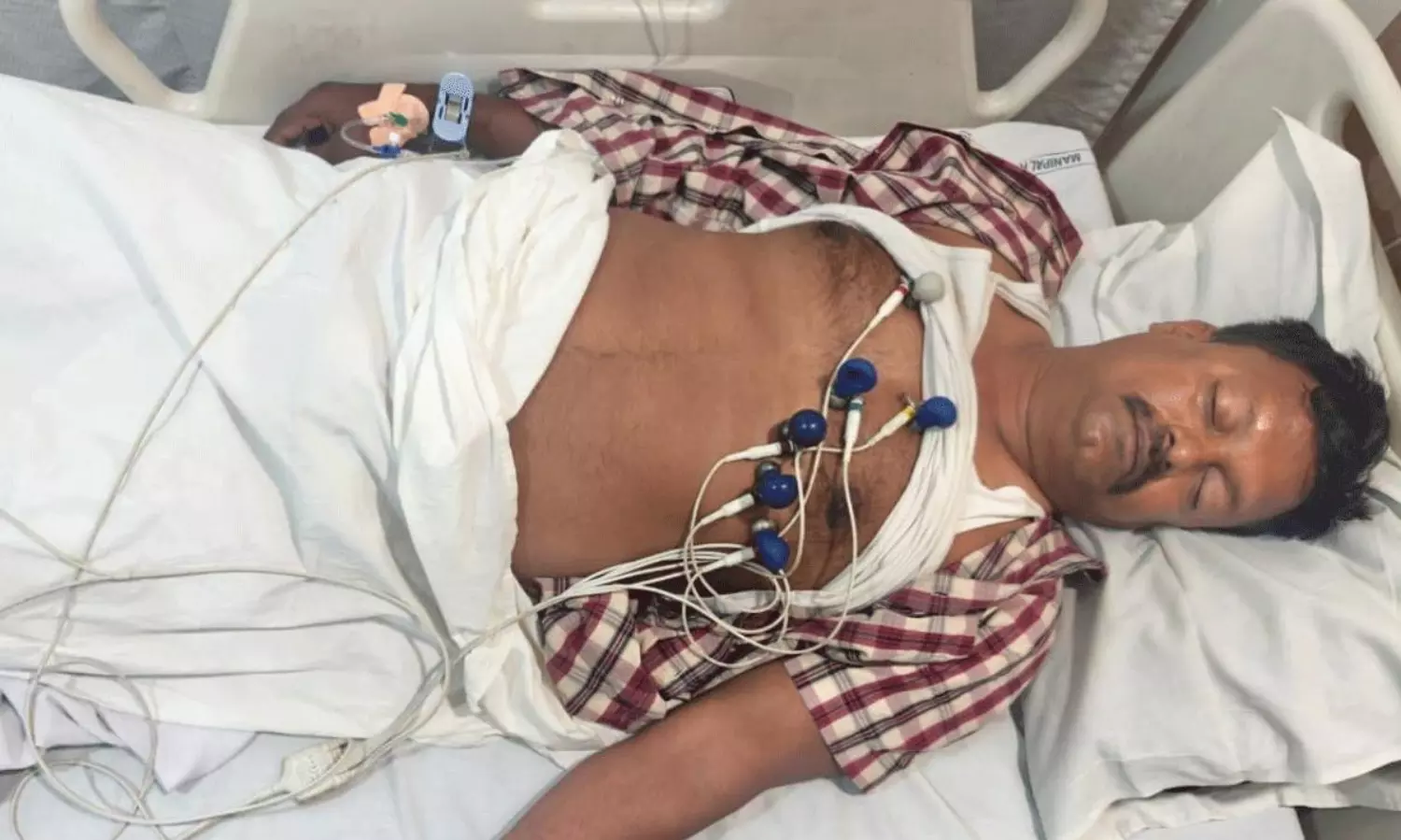 లిక్కర్ స్కాం లో కొత్త పాత్రలు...సరికొత్త స్టోరీలూ! లిక్కర్ స్కాం లో కొత్త పాత్రలు...సరికొత్త స్టోరీలూ!