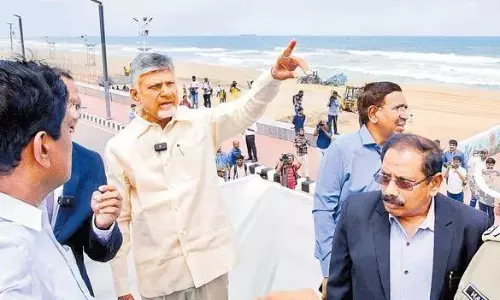 లవ్ లో పడిన చంద్రబాబు