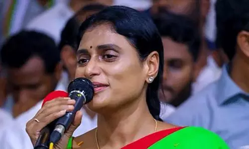 షర్మిల ఫోనూ ట్యాప్...? బీఆర్ఎస్-వైసీసీ ప్రభుత్వాల్లో సంచలనం..