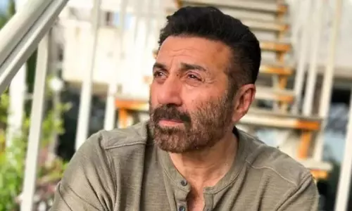 స్టార్‌డ‌మ్ విష‌యంలో ఇప్ప‌టికీ త‌గ్గేదేలే