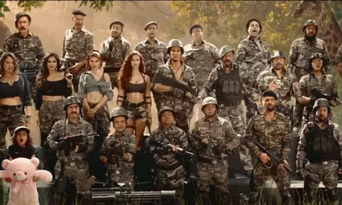 జంగిల్‌లో చిక్కుకున్న 20 మంది స్టార్లు!