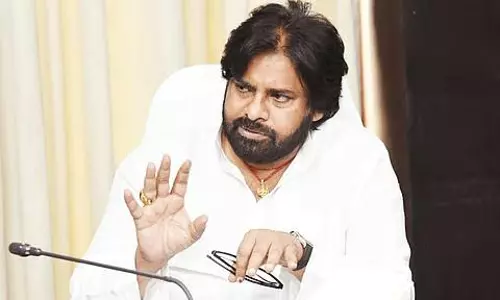 ఆ కులం ఆత్మ గౌర‌వాన్ని కాపాడిన ప‌వ‌న్ క‌ల్యాణ్‌!
