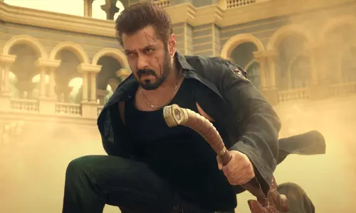 పైర‌సీ న‌ష్టం 91 కోట్ల‌కు ఇన్సూరెన్స్ క్లెయిమ్!