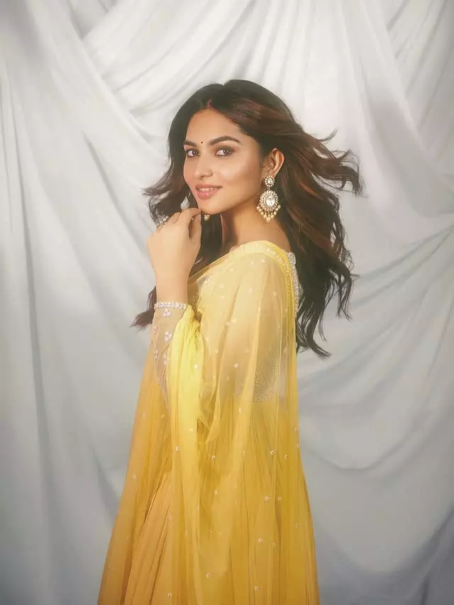 Kayadu Lohar Glows Like Sunshine in Yellow Traditional Wear