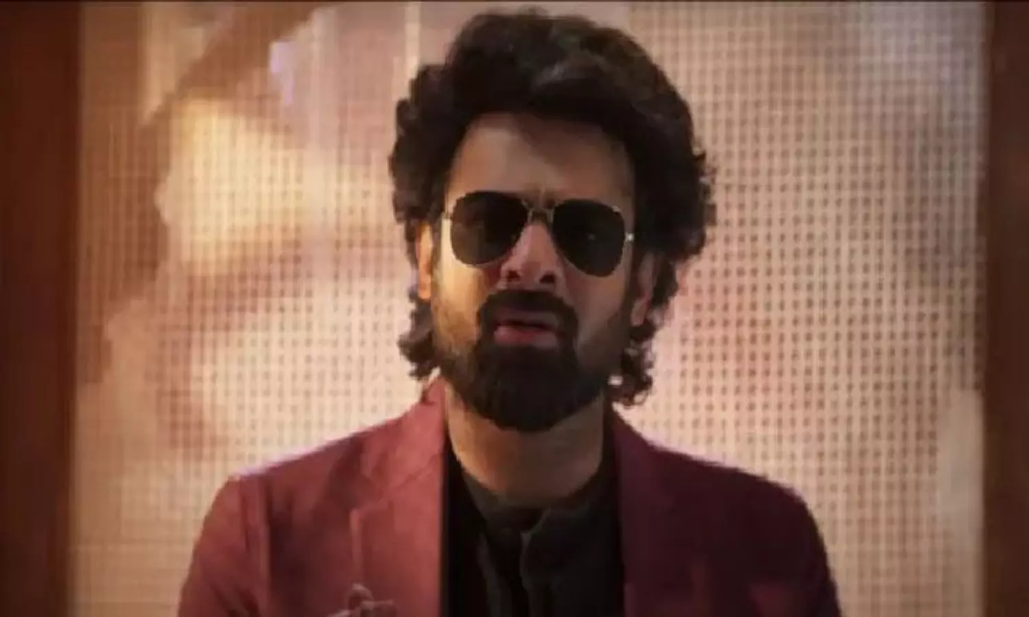 ‘అసలే మన పరిస్థితి అంతంతమాత్రం’... ప్రభాస్ నోట వైఎస్ జగన్ డైలాగ్ ‘అసలే మన పరిస్థితి అంతంతమాత్రం’... ప్రభాస్ నోట వైఎస్ జగన్ డైలాగ్