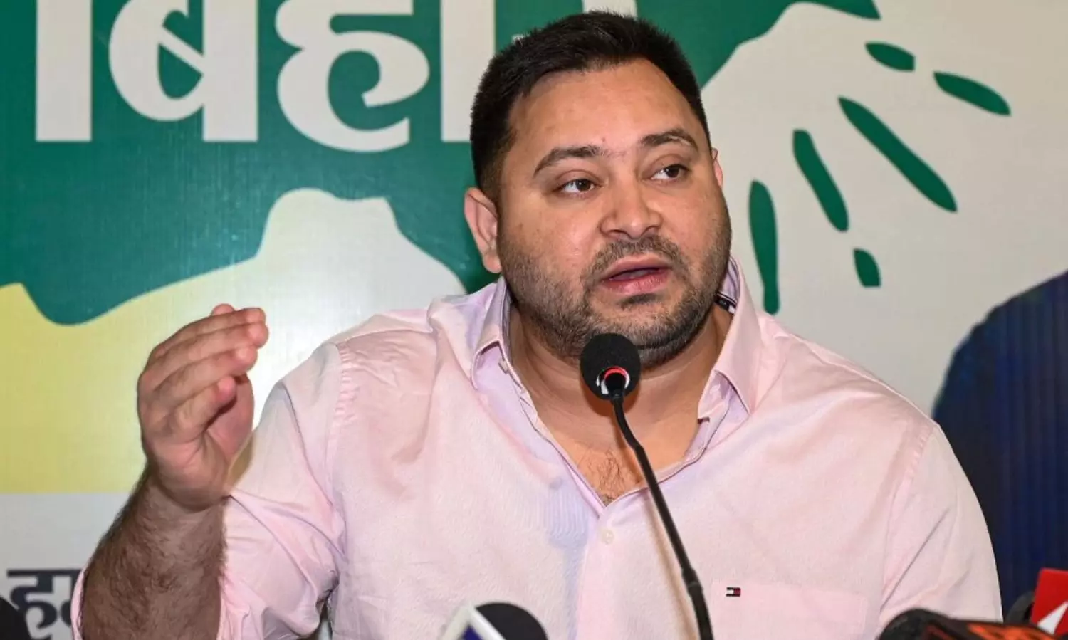 వలసల రాష్ట్రం బిహార్లో ఉద్యోగాలన్నీ బిహారీలకేనట.. తేజస్వీ చోద్యం వలసల రాష్ట్రం బిహార్లో ఉద్యోగాలన్నీ బిహారీలకేనట.. తేజస్వీ చోద్యం