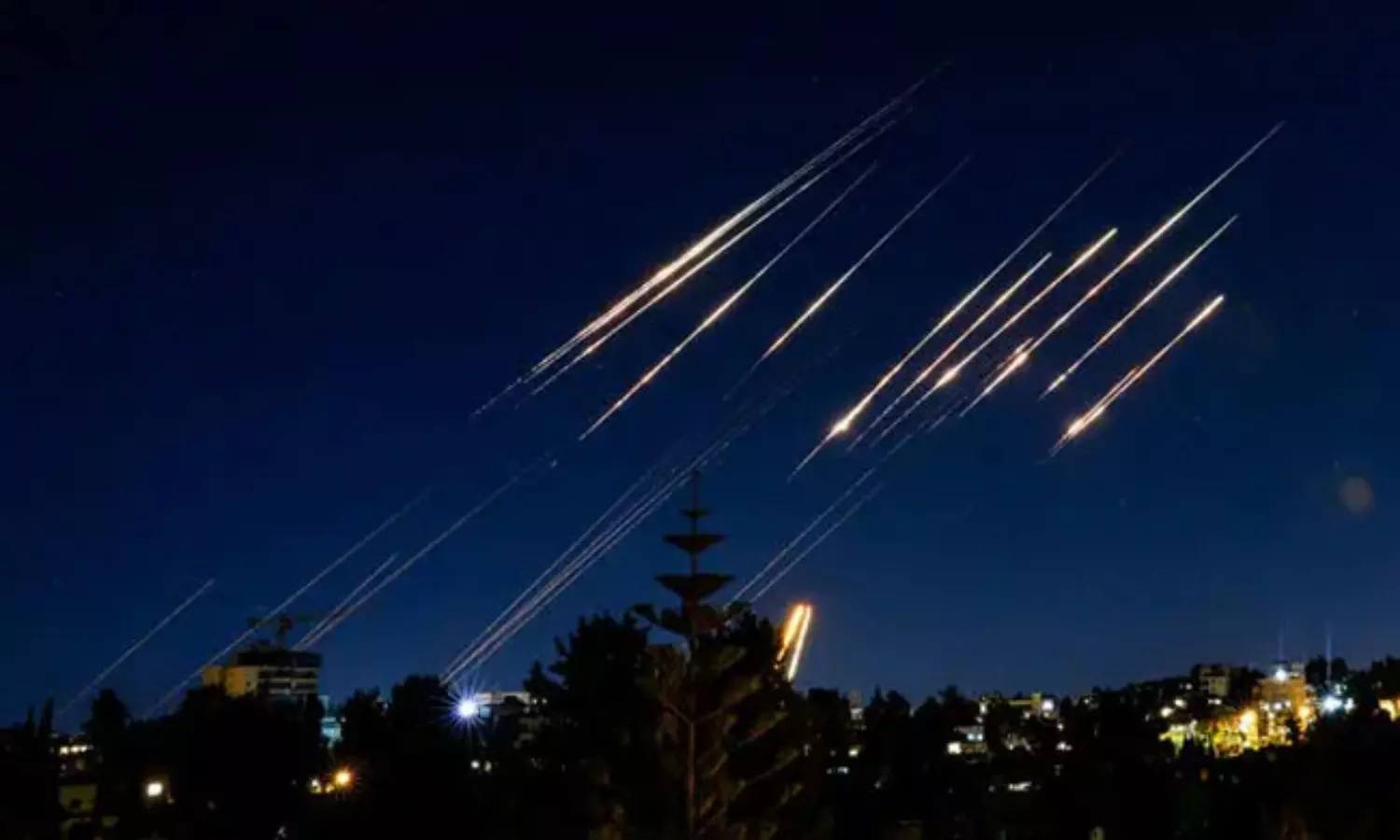 బాలిస్టిక్ క్షిపణుల గురించి ఈ ఇంట్రస్టింగ్ విషయాలు తెలుసా? బాలిస్టిక్ క్షిపణుల గురించి ఈ ఇంట్రస్టింగ్ విషయాలు తెలుసా?