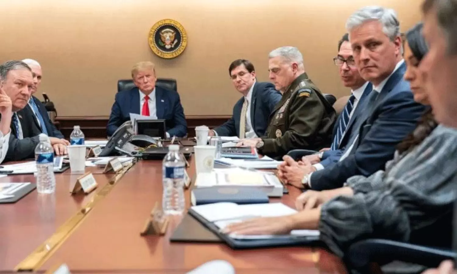 ఏమిటీ ట్రంప్ సిట్యువేషన్ రూమ్.. ఇది ఎక్కడుంది? ఏమిటీ ట్రంప్ సిట్యువేషన్ రూమ్.. ఇది ఎక్కడుంది?