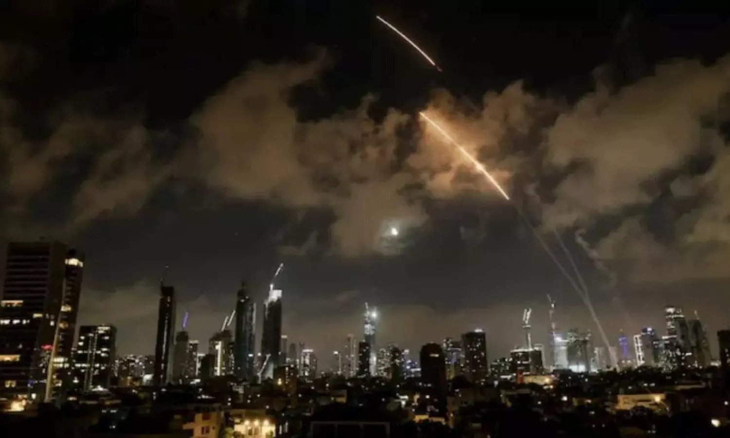 ట్రంప్  వార్నింగ్.. ఇజ్రాయెల్  కు హైపర్ సోనిక్ మిస్సైల్ తో రిప్లై పంపిన ఇరాన్!