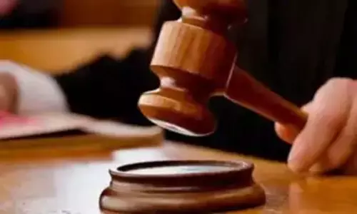 ఆన్ లైన్ లో భార్యతో సె*క్స్ ఆఫర్.. బెయిల్ కు నో చెప్పిన కోర్టు!