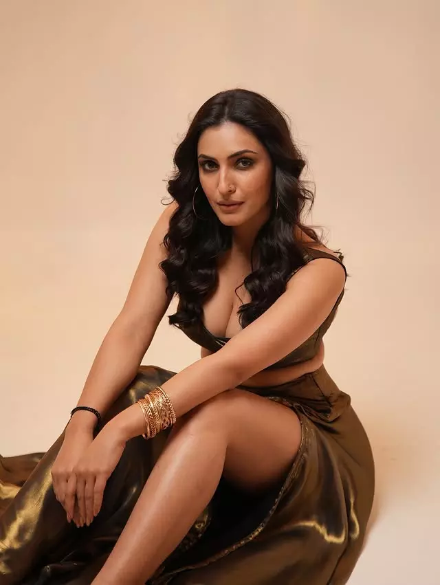 Shivangi Verma Brings Grace and Glamour in Her Newest Post Shivangi Verma Brings Grace and Glamour in Her Newest Post