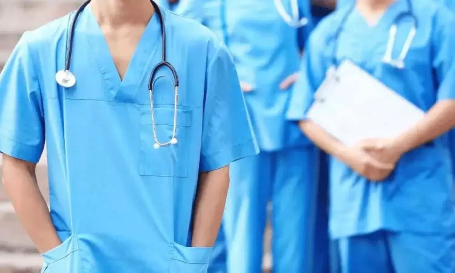 ఇండియన్ విద్యార్థులు ఇతర దేశాల్లో మెడిసిన్ చదవడానికి ఎందుకు వెళ్తున్నారు? ఇండియన్ విద్యార్థులు ఇతర దేశాల్లో మెడిసిన్ చదవడానికి ఎందుకు వెళ్తున్నారు?