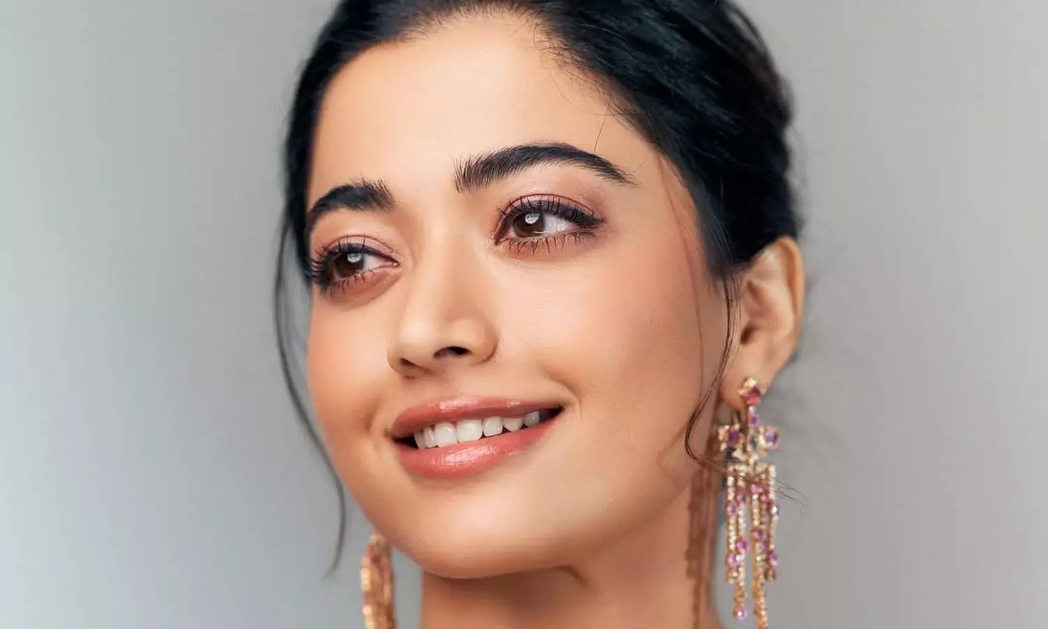 ప్ర‌తీ ఒక్క‌రితో ద‌య‌గా ఉండండి.. ర‌ష్మిక పోస్ట్ వైర‌ల్