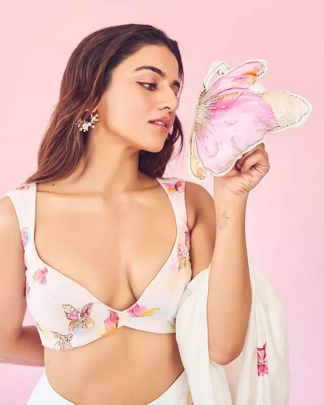 Wamiqa Gabbi Shares Sweet Post with a Splash of Colour