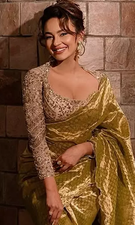 Seerat Kapoor Glows at Telangana Gaddar Film Awards 2024