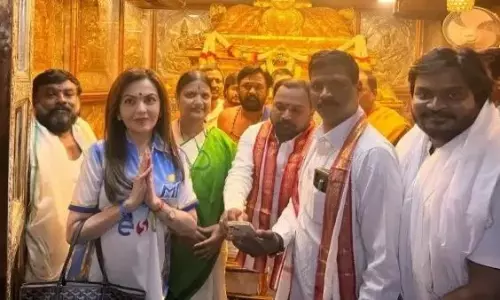 నీతా అంబానీ దాతృత్వం: బల్కంపేట  ఎల్లమ్మ గుడికి కోటి రూపాయల విరాళం