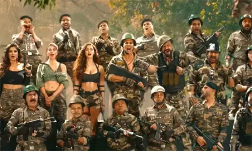 క్రేజీ సీక్వెల్ డిలే.. ప‌హ‌ల్గామ్ అటాక్స్‌పైకి నెట్టారు!