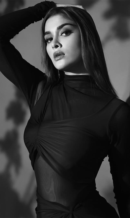 Saiee sets the screen on fire in black elegance