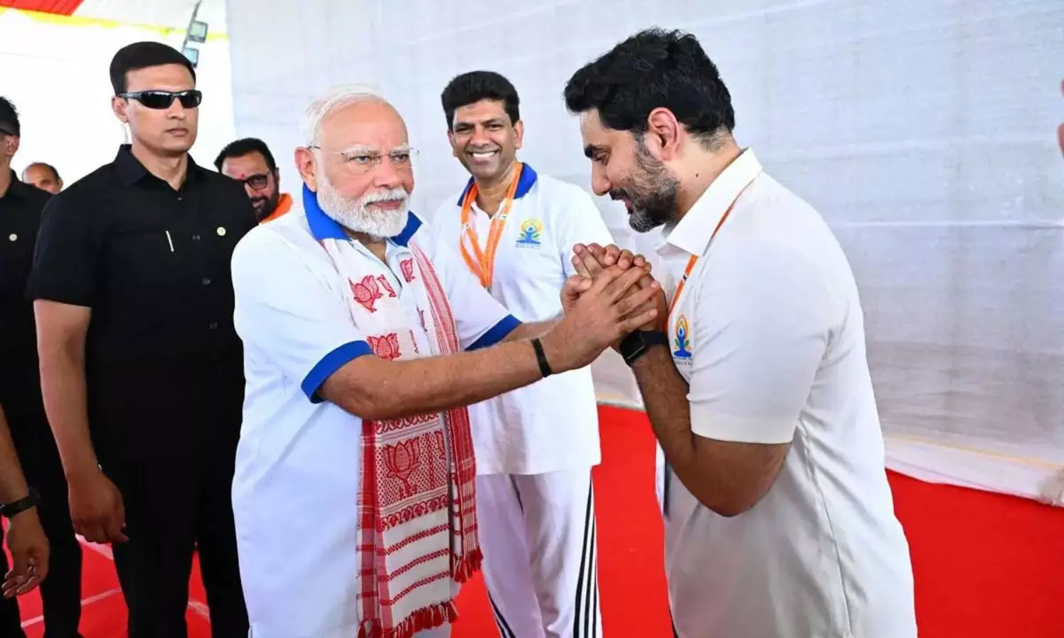 దేశం మొత్తానికి చెబుతున్నా.. లోకేష్ ను చూసి నేర్చుకోండి