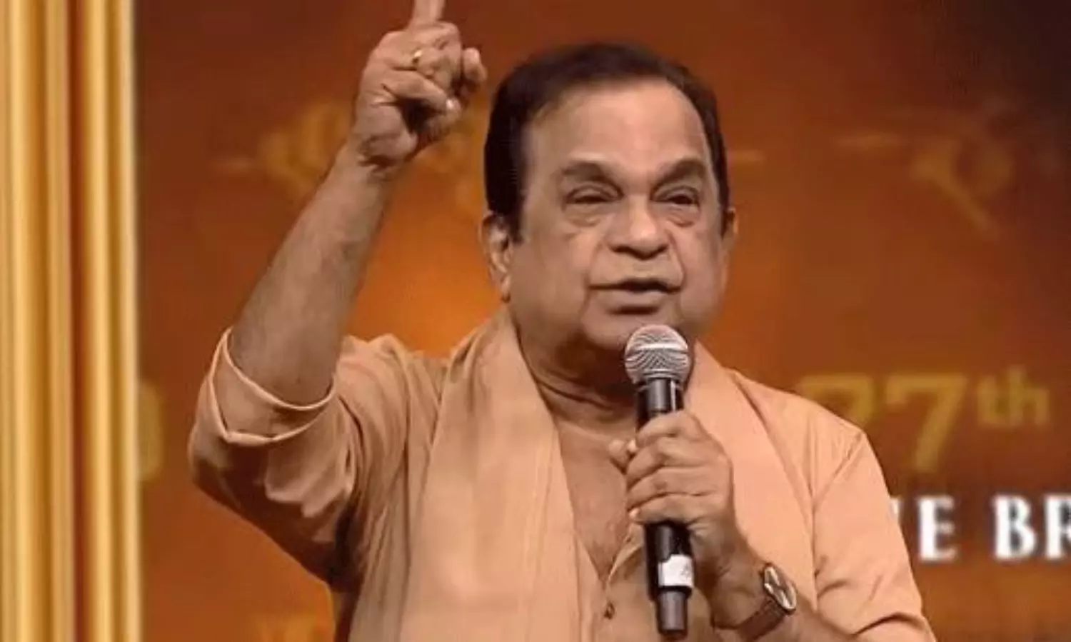 మోహన్ బాబు నచ్చడు.. కానీ : బ్రహ్మానందం