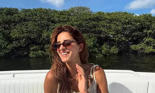 Ananya Panday Radiates Sunshine in Miami with Her Breezy Vacation Style