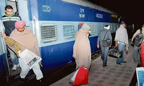 క్యాన్సర్ రైలు వెనక దాగిన కన్నీటి కథ