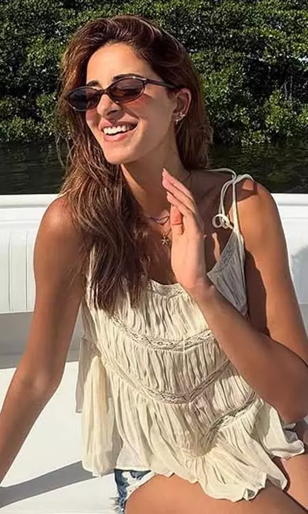 Ananya Panday Radiates Sunshine in Miami with Her Breezy Vacation Style