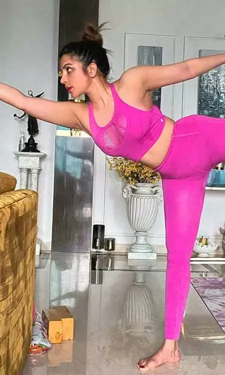 Shama Sikander Embraces Wellness on International Yoga Day with Grace and Strength