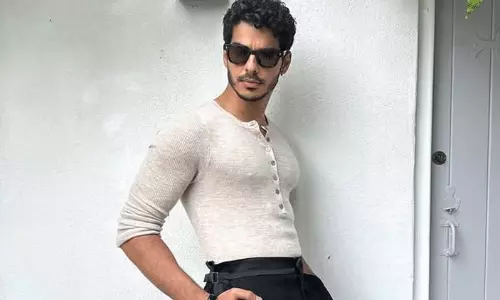 సినిమాలు చూస్తూ చీక‌ట్లో నోట్స్ రాసుకునేవాడిని